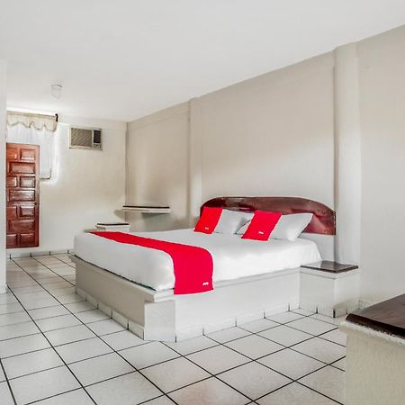 Oyo Hotel Jaguar Cancún Eksteriør bilde
