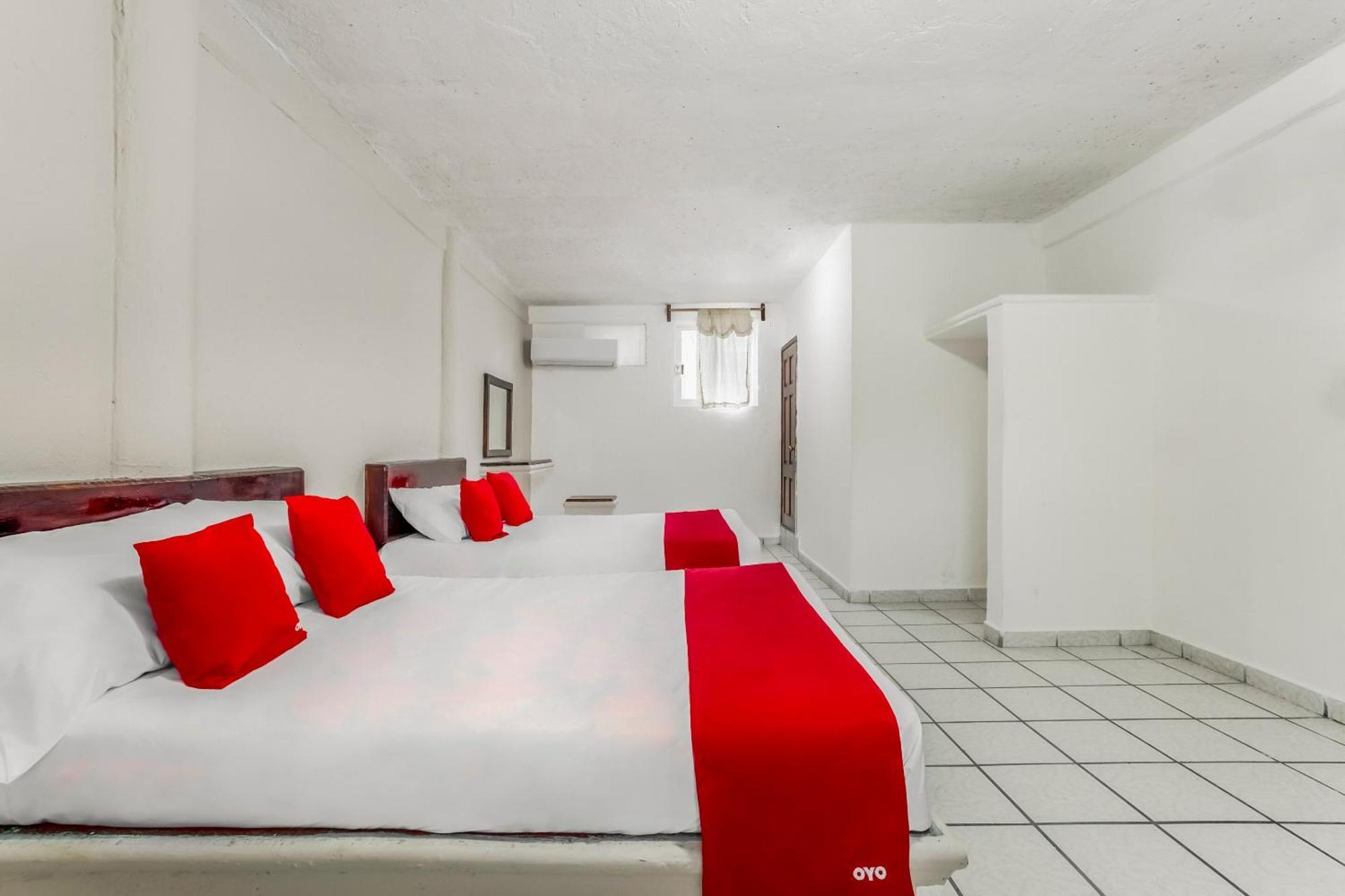 Oyo Hotel Jaguar Cancún Eksteriør bilde