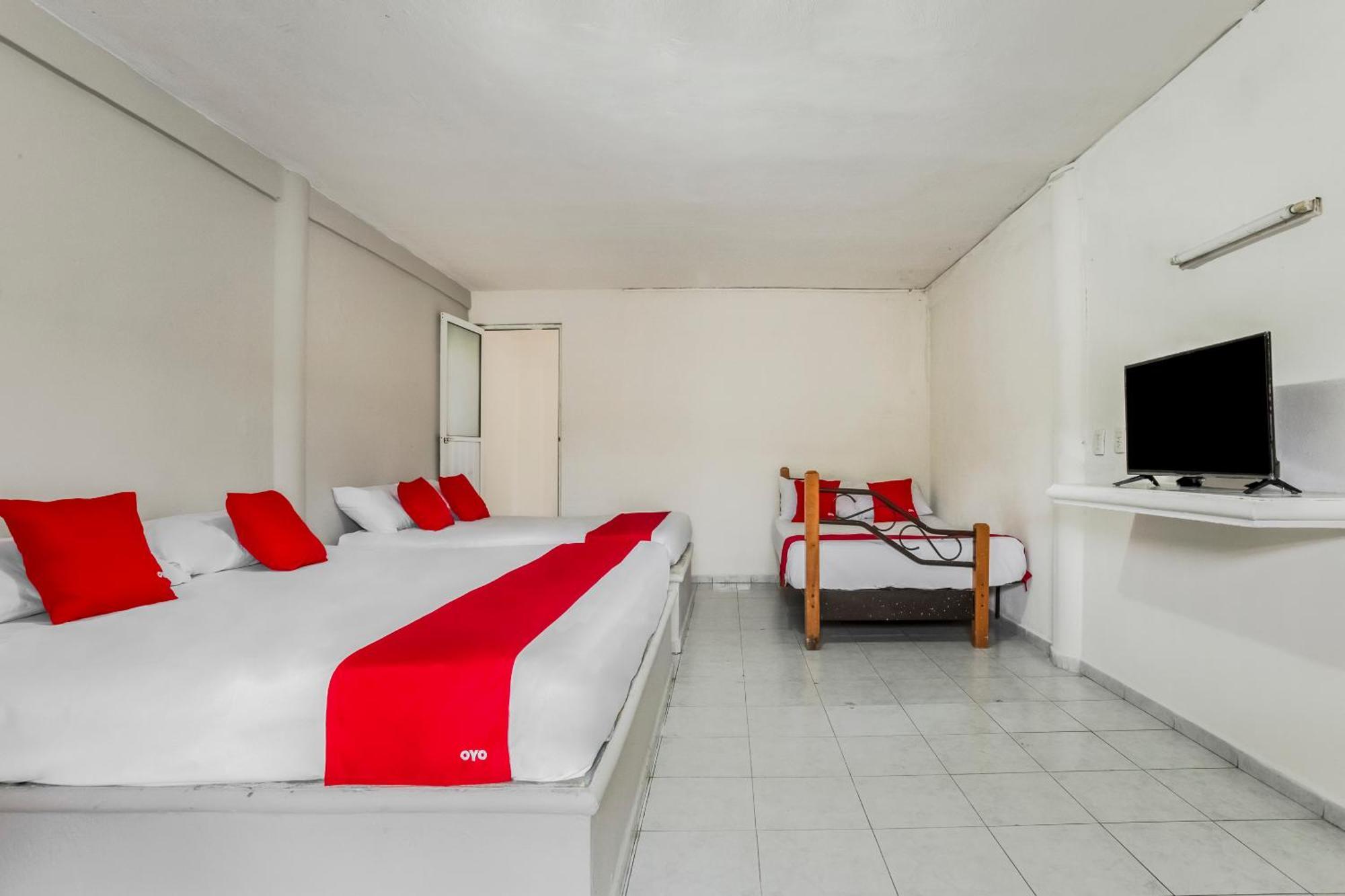 Oyo Hotel Jaguar Cancún Eksteriør bilde
